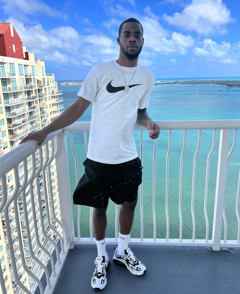 Coach Breeze tweet media