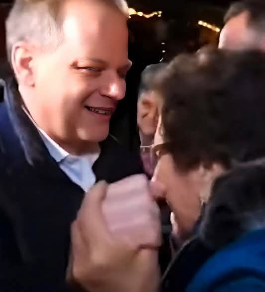 Καπετάνισσα ⚓️ tweet media