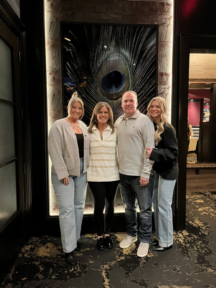 007Spider's tweet photo. Best Birthday Ever!  My girls surprised me coming home from KY and AZ.  Thank you @Mrs_Speidel  for making it happen!  #Family ❤️ https://t.co/bFE8qi0btC
