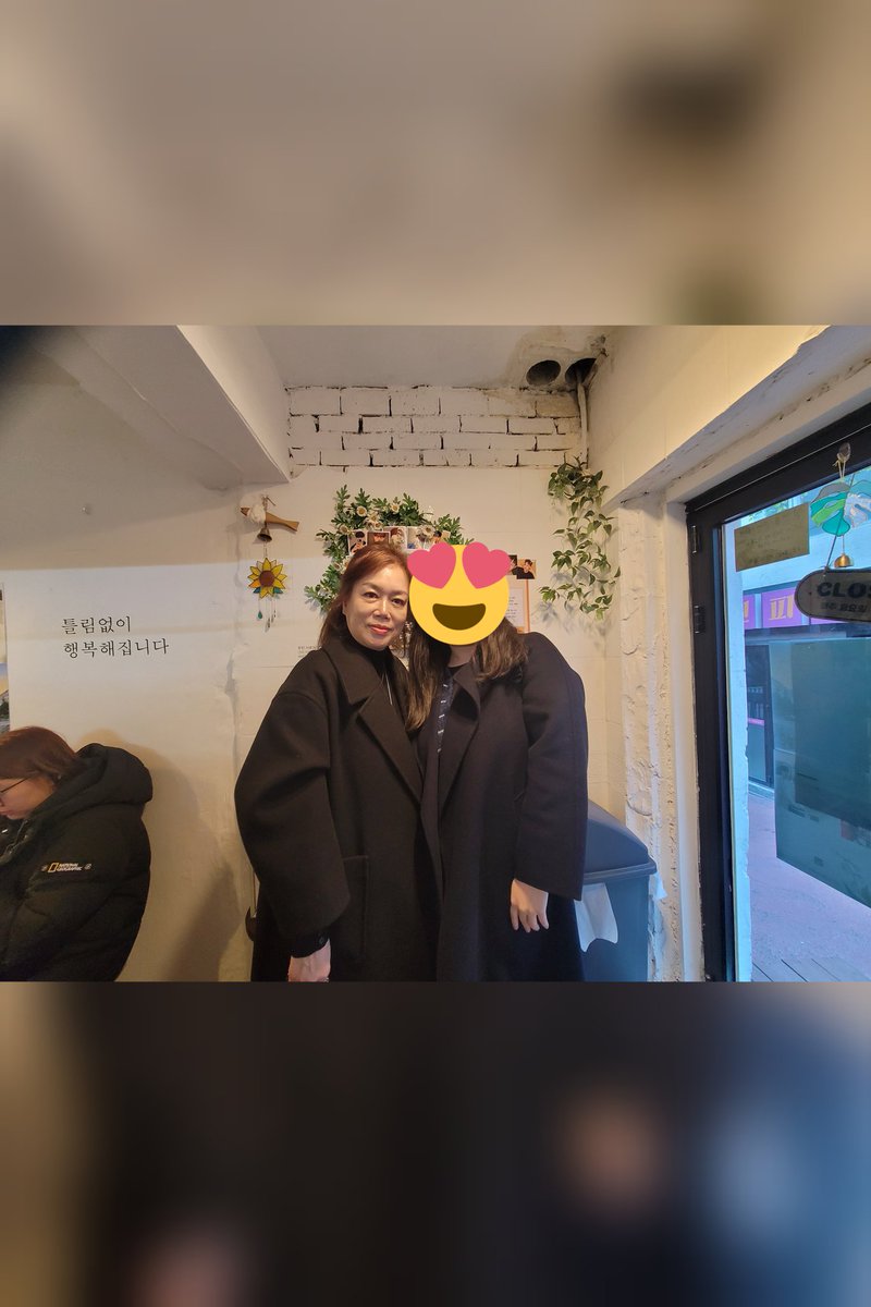 mungyeo66087198's tweet photo. 카페 마음창고에서 열린
우리대휘에 생카~~♡
륑님 고마워요^^
같이 와서  축하해준 팬님들 감사해용
#AB6IX #이대휘#생일#카페마음창고 https://t.co/l0VjolsgeD
