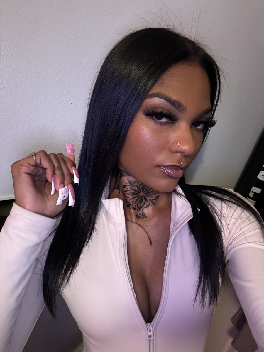 MARNEEZY tweet media