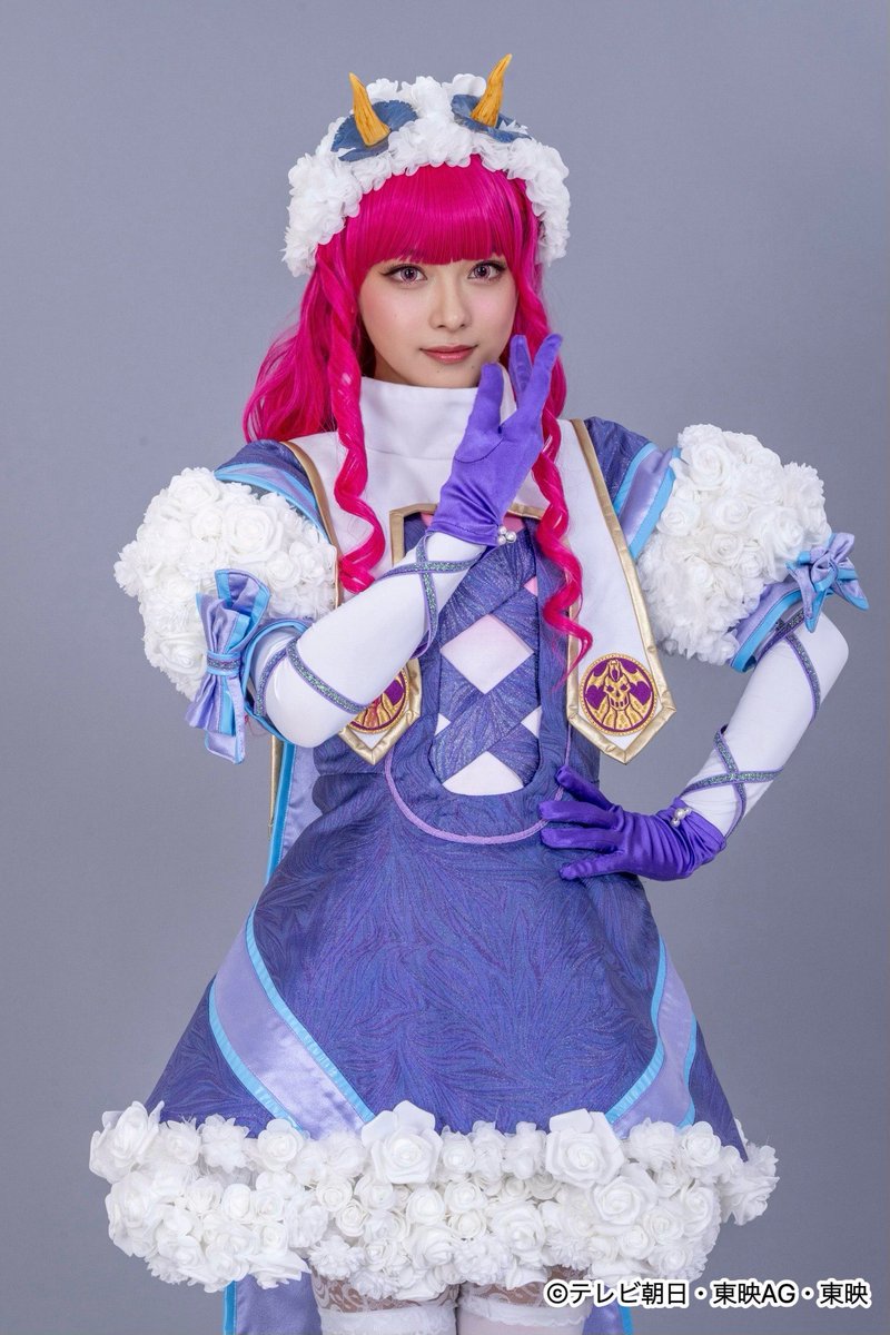 💐 Bouquet is played by Marupi (@marupi_8989). One of the