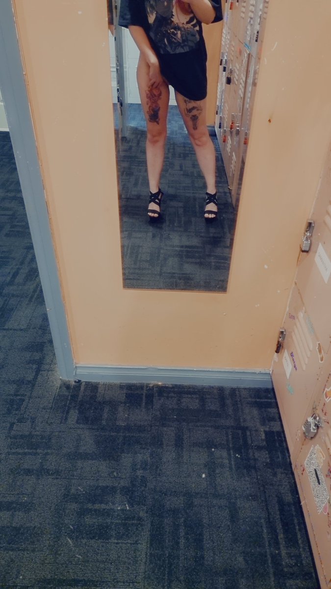 TheAriBanks's tweet photo. @OasisNorth till 9pm come and play? 😘 https://t.co/RRl3plKtDC