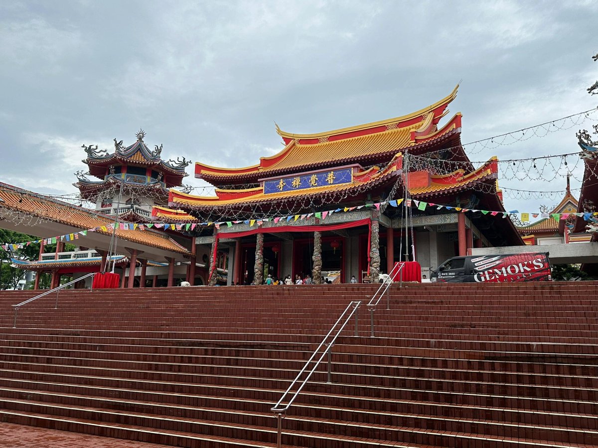 ftfxrcc's tweet image. Take a day off to see the temples in Singapore