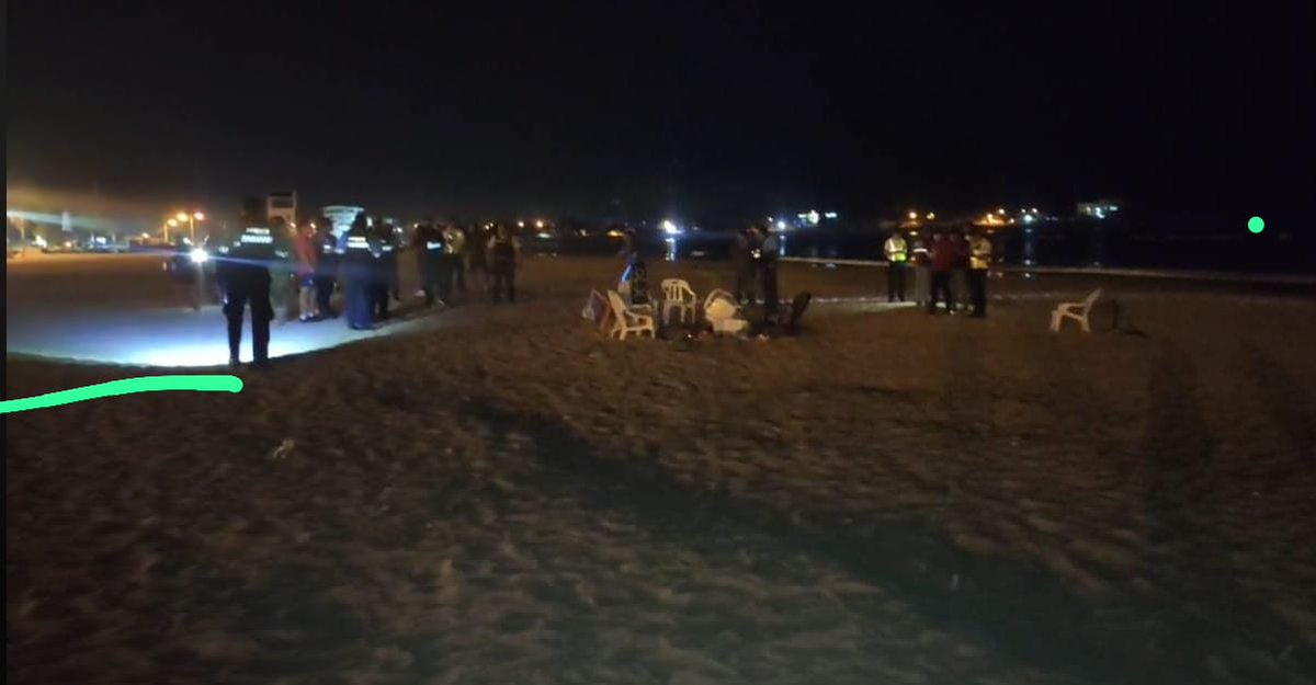 vtv_ecuador's tweet photo. #País: ¡Ni en la playa! ATAQUE ARMADO EN  #CHIPIPE.

5 personas fueron atacadas en la playa de #Chipipe - #Salinas. Por ahora se ha confirmado la muerte de dos personas, uno de ellos es un Coronel de la #CTE de nombre Patricio Gancino. Otras tres personas terminaron heridas. https://t.co/gnOLx4YzGf