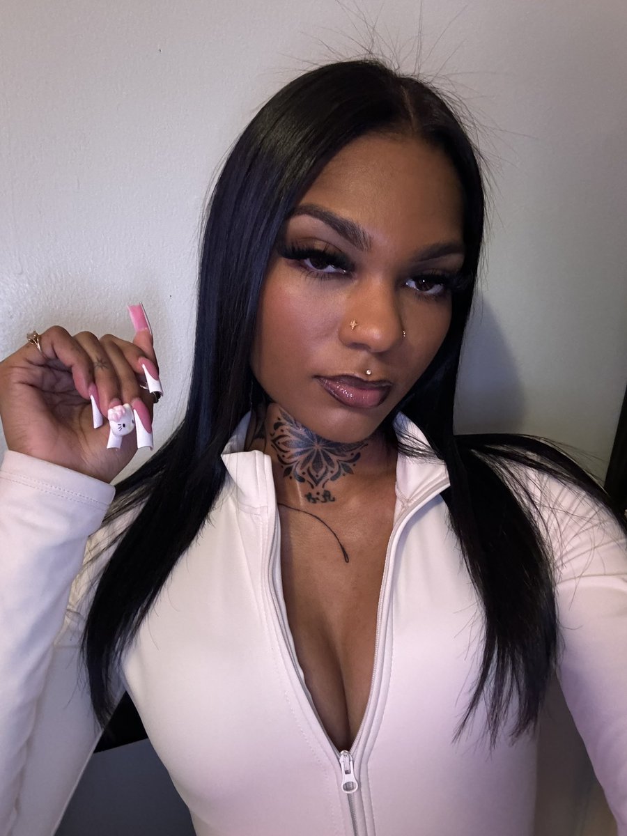 MARNEEZY tweet media