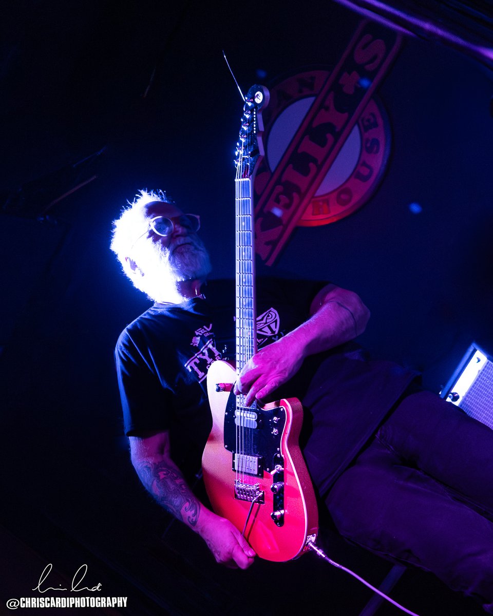 chriscardipix's tweet photo. Doom Dogs - January 11 2025 - Kelly's Logan House - Wilmington, DE

#doomdogs #reevesgabrels @reevesgabrels https://t.co/mxSqMv5z3h