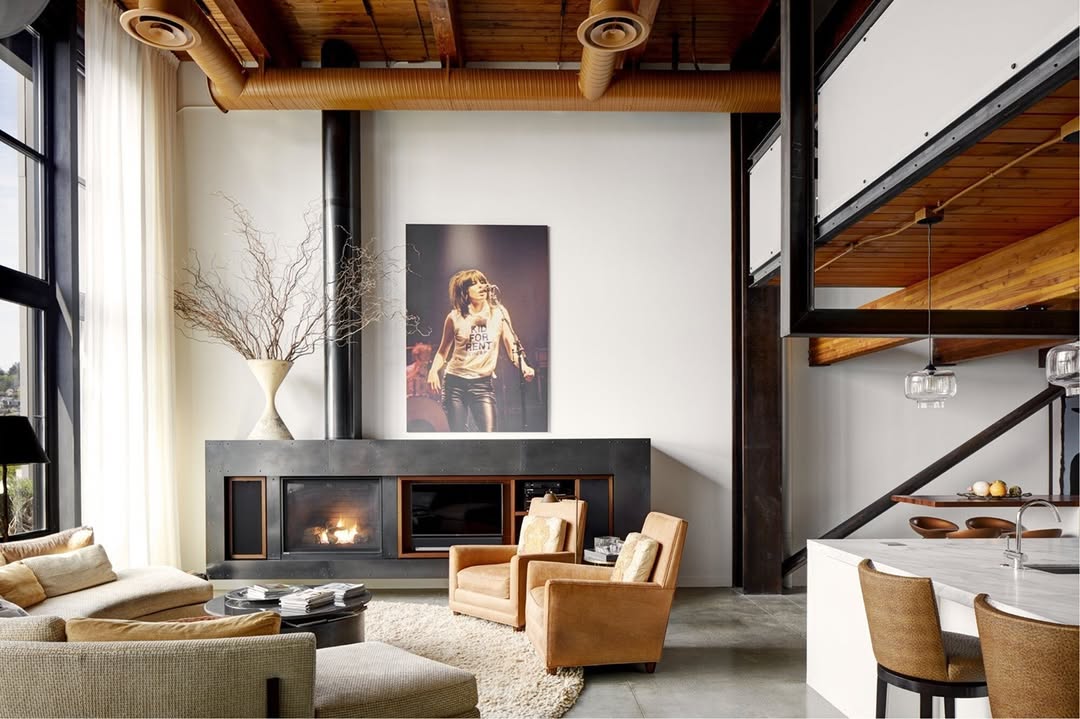 The classic square-shaped Divine H34DF pairs nicely with vintage or industrial inspiration. A stylish alternative to the standard fireplace. Thanks <a href="/eggfarkarch/">E|F Architects</a>  for including it in your loft renovation. 

#fire #fireplace #cozy #homedecor #fun #design #comfort #diy