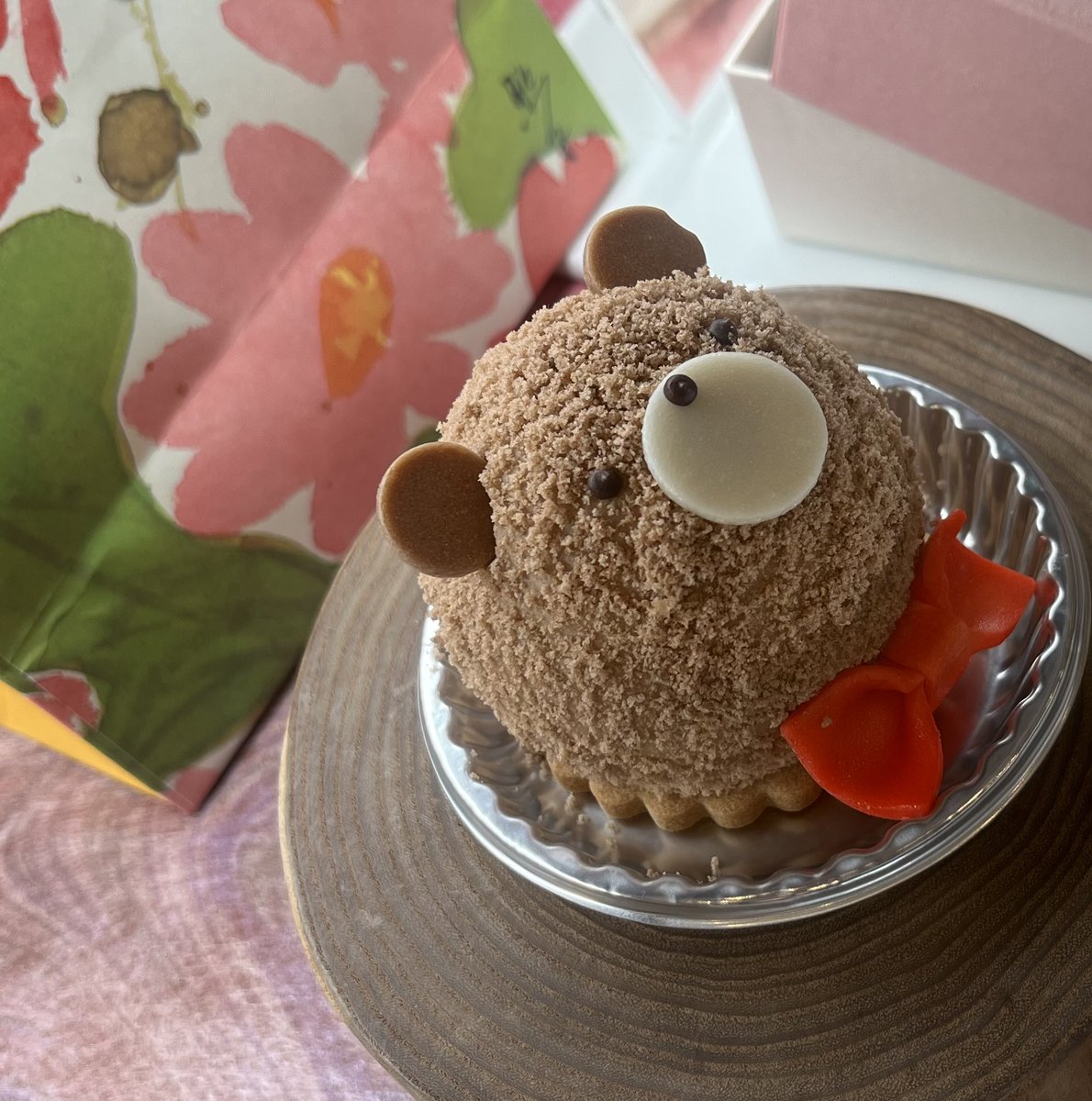 くま出没注意🐻⚠【テディ】ガナッシュとキャラメルソースをサンドした