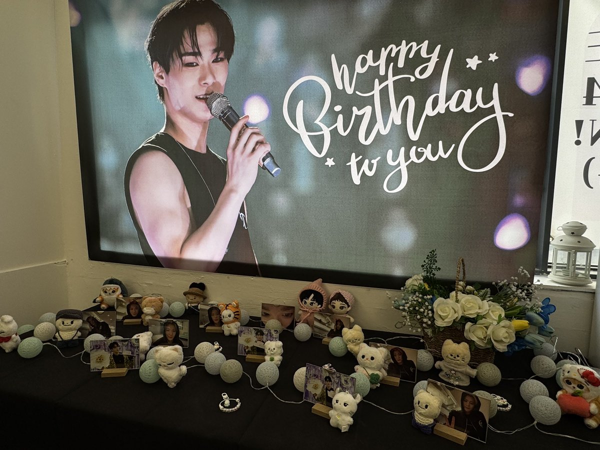 selenophile_bin's tweet photo. 알찬 이틀이었다
빈이로 가득가득 채웠어
빈아 보고싶다, 생일 축하해 https://t.co/2tH1CTVI9j