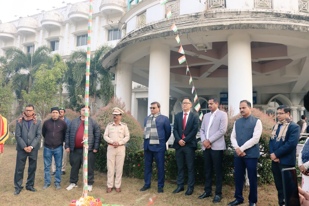 The CEO &amp; PD proudly unfurled the national flag at PMU, celebrating Republic Day in the presence of senior officers and staff. Together, we honored the spirit of our great nation. Jai Hind! 🇮🇳 <a href="/ForestTripura/">Tripura Forest Department</a> <a href="/animeshdb70/">Animesh Debbarma</a>
#RepublicDay2025 #PMUCelebrates #UnityInDiversity"