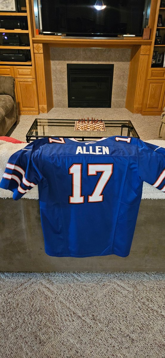 Getting prepped for tomorrow #KJBillsMafia