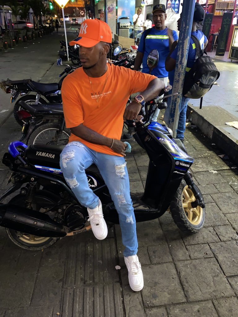 JC_caicedo10's tweet photo. 🧡🥛 https://t.co/PhbaYiRK7E