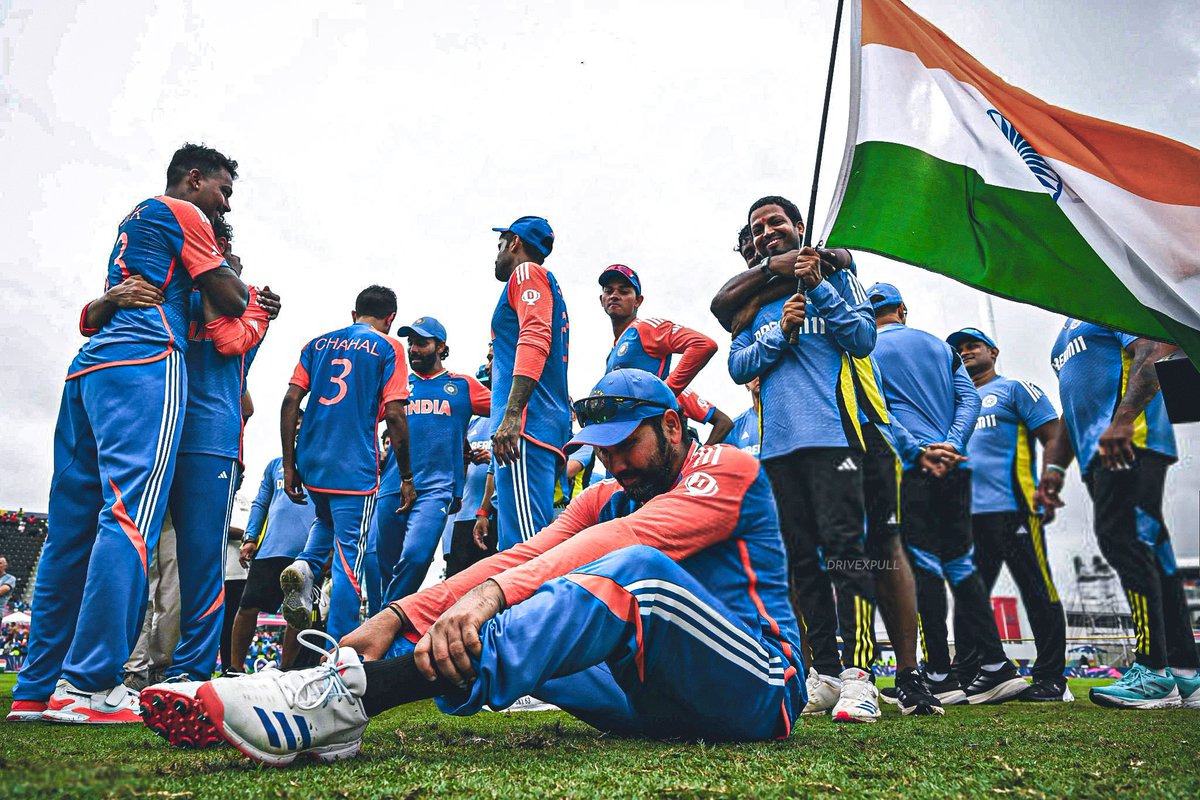 CricketCapture_'s tweet photo. Let’s celebrate the spirit of unity, freedom, and patriotism this Republic Day. 

Proud to be a part of this great nation! Jai Hind!

Happy republic day! 🇮🇳

#RepublicDayIndia #INDvsENG #zelena https://t.co/D6ohtKkpfE