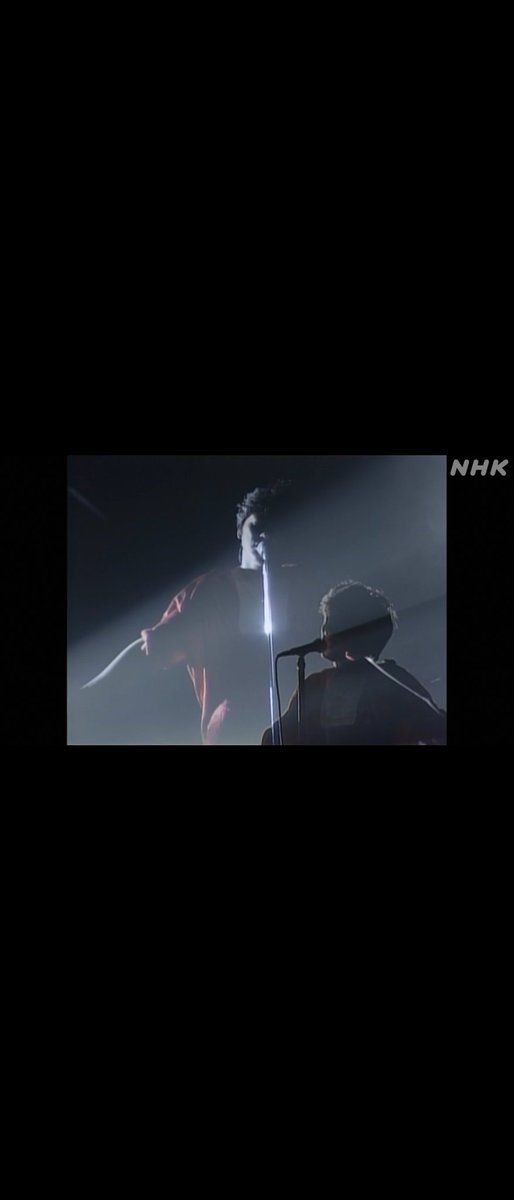 bari1173's tweet photo. 尾崎豊伝説のライブ見逃したがNHKオンデマンドで見れてよかった。高校生の時にバースツアー行けてよかった。代々木ラストライブのメッセージが一生歌い続けます。そう今でも卒業できない自分がいる。自由になれた気がした15の夜〜。
#尾崎豊　#15の夜　#伝説のライブ https://t.co/RgZjWdn7ql