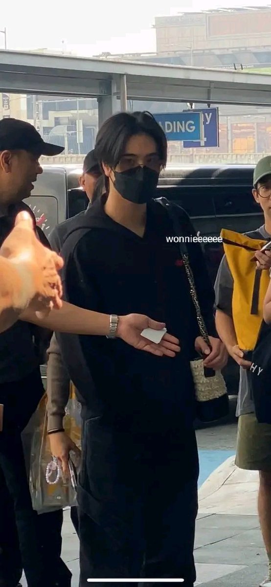 sanggierxs's tweet photo. GeminiFourth are now heading back to Thailand 🇹🇭 Have a safe flight, gemfot 🛫

#GFRunTheWorldinManila 
#Geminifourth https://t.co/iOoZDQYYpF