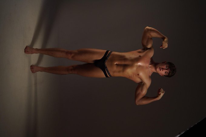 Watch Christian Levine's leaked NSFW photo on TwXstars