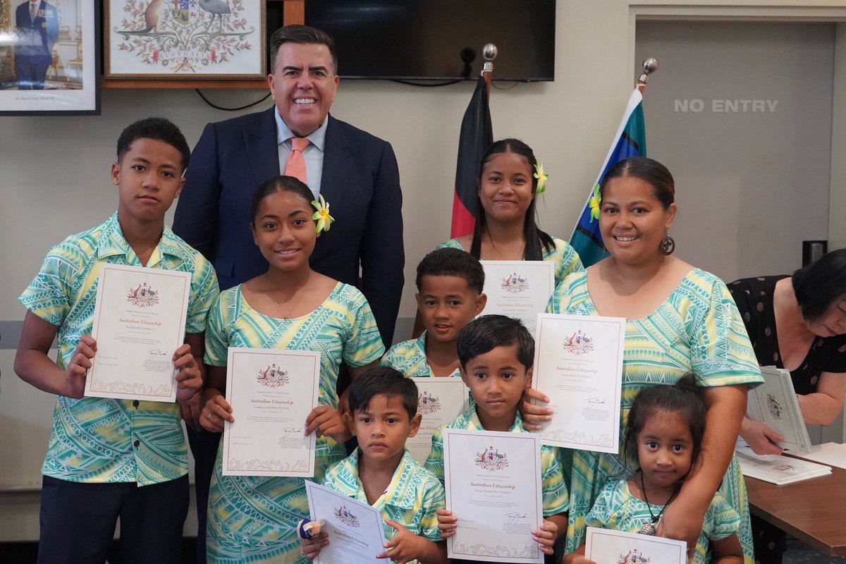 MiltonDickMP's tweet image. Privileged to attend the Lions Australia Day Citizenship Ceremony 🇦🇺🇦🇺

There's no better way to celebrate our nation's special day than witnessing people from different backgrounds  becoming part of our vibrant nation 🇦🇺🇦🇺

@CDStrunk 

#AustraliaDay #CitizenshipCeremony