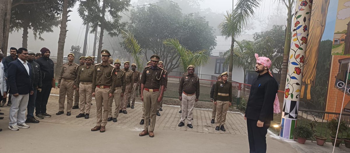 CDO Maharajganj (@cdomaharajganj) on Twitter photo 76वां गणतंत्र दिवस पर्व पर विकास भवन में राष्ट्रध्वज फहराया गया। इस अवसर पर विभिन्न वक्ताओं द्वारा अपना विचार व्यक्त करते हुए शुभकामना दिया गया।
#media
<a href="/DmMaharajganj/">DM Maharajganj</a>
<a href="/UpRuralDev/">U.P. Rural Development Dep</a>
<a href="/UPGovt/">Government of UP</a> 76वां गणतंत्र दिवस पर्व पर विकास भवन में राष्ट्रध्वज फहराया गया। इस अवसर पर विभिन्न वक्ताओं द्वारा अपना विचार व्यक्त करते हुए शुभकामना दिया गया।
#media
<a href="/DmMaharajganj/">DM Maharajganj</a>
<a href="/UpRuralDev/">U.P. Rural Development Dep</a>
<a href="/UPGovt/">Government of UP</a>