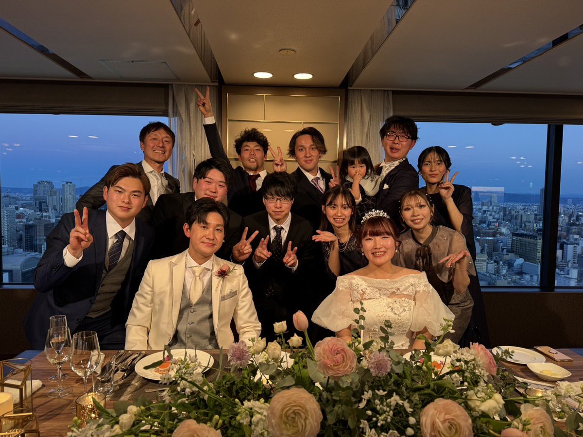 トゥルーマンレーシングの1番のお調子者男の結婚式に皆んなで出席してきました！

凄くめでたい席で感動の嵐でした🥲
おめでとう㊗️