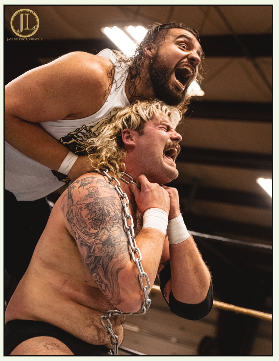 JayLeeAC's tweet photo. Few @1CWProWrestling photos from today!! @MylesMillennium @ranchandcarlson @notorious_mimi @BT_Windsor @TheTravisJacobs https://t.co/0V8HTaCfHI