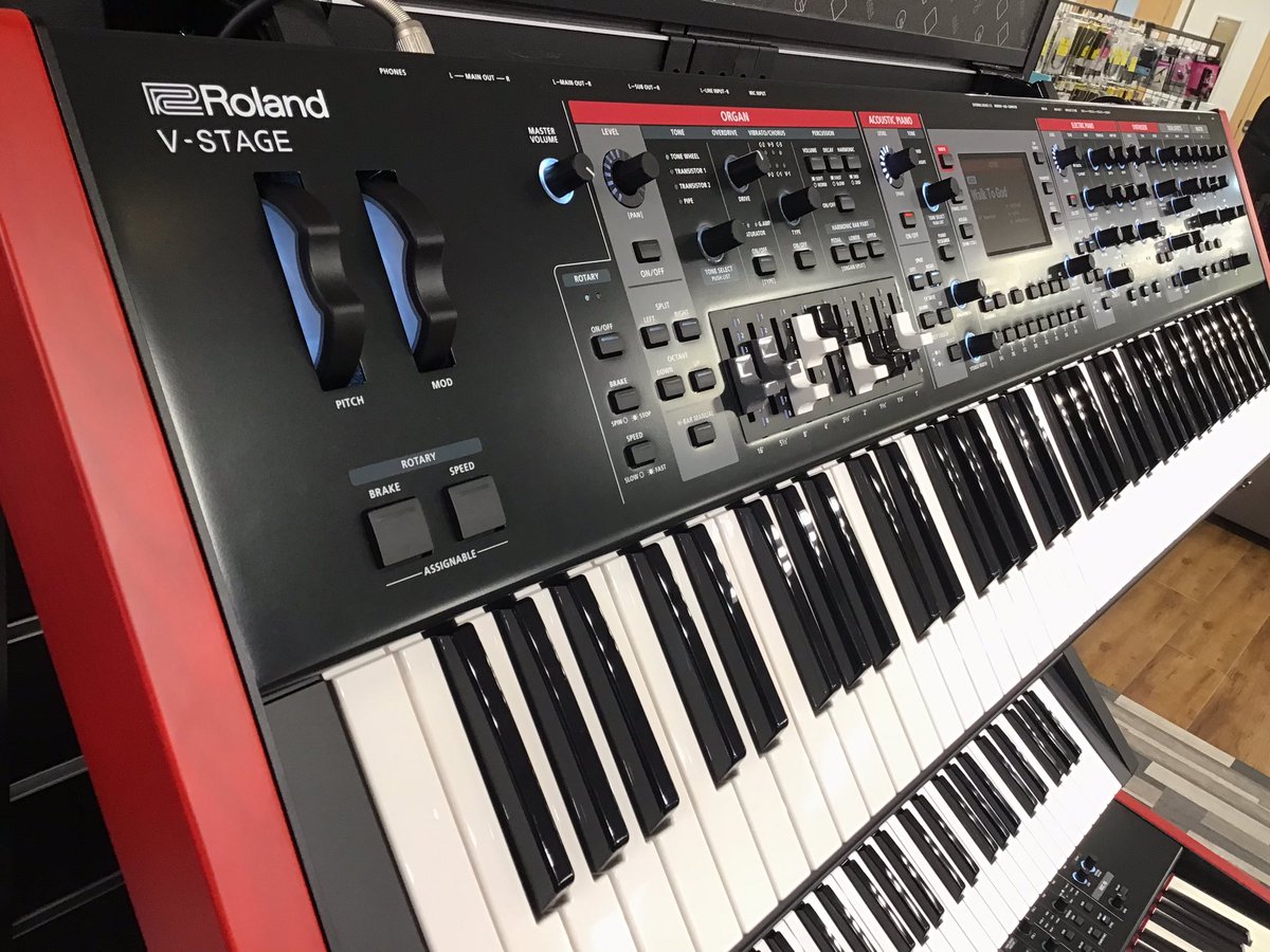 Rolandコーナー】新製品『V-STAGE 76』先行展示中！新開発ウォーター