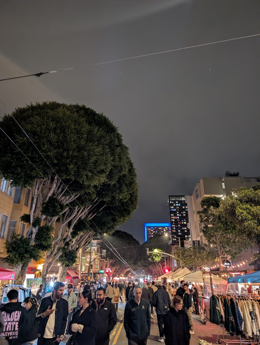 bilalmahmood's tweet photo. Hayes Valley is getting greener! 

Today, I had the pleasure of welcoming @Rivian to District 5 at their Grand Opening event, filled with music, food and even a neighborhood scavenger hunt.

Welcome to the neighborhood! 👀 https://t.co/OxGFyjSfaF