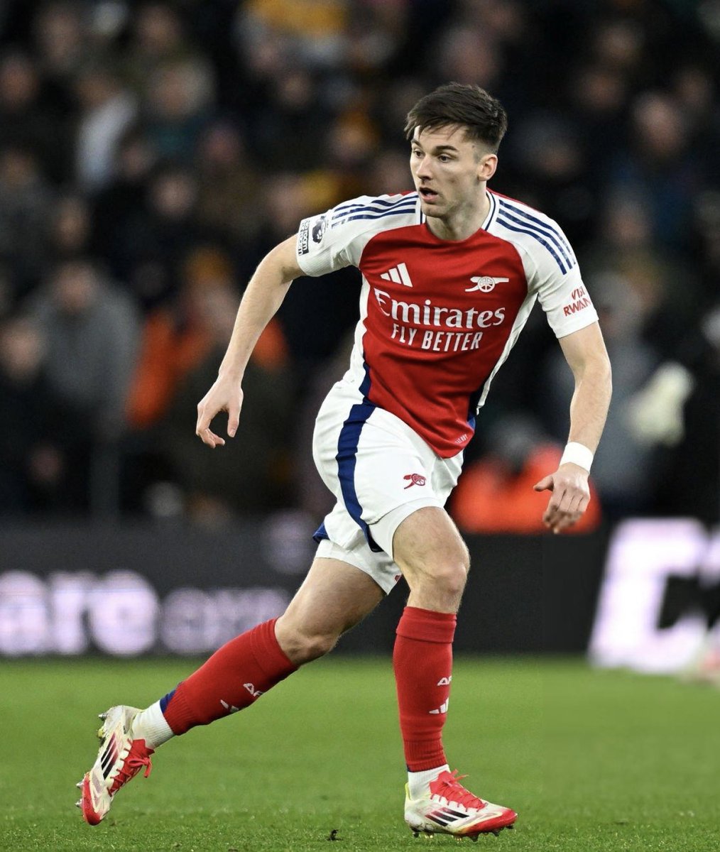 ArsenalN7's tweet photo. The more I see him play, the more I want him to stay ❤️ https://t.co/DNbi2WRLZW