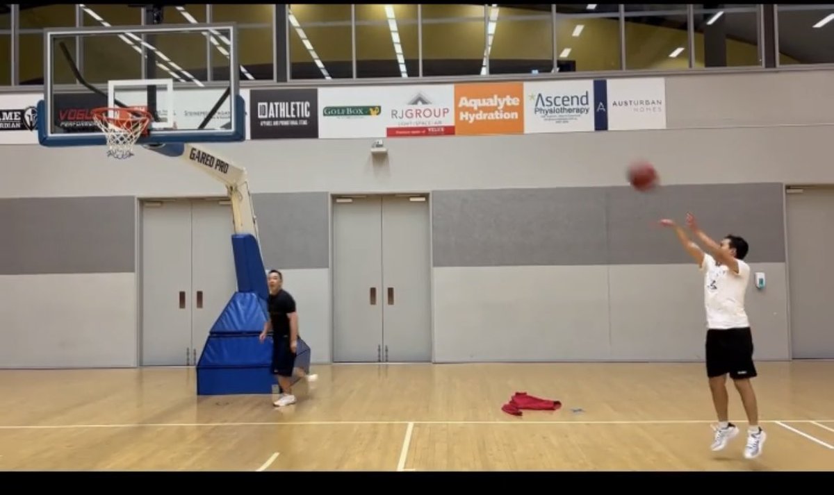 Douglas Lim tweet media