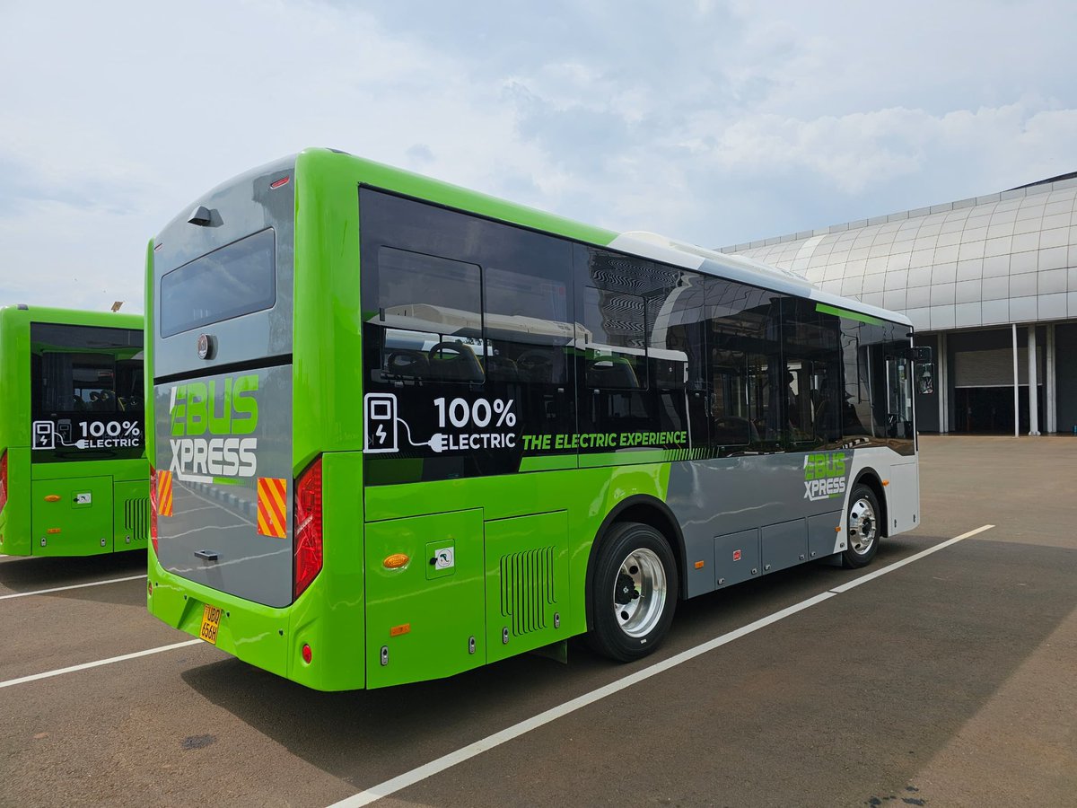 Ladies and gentlemen's the future is now. Uganda is the best in Africa 📸
#eMobilityUG #EBussXpress