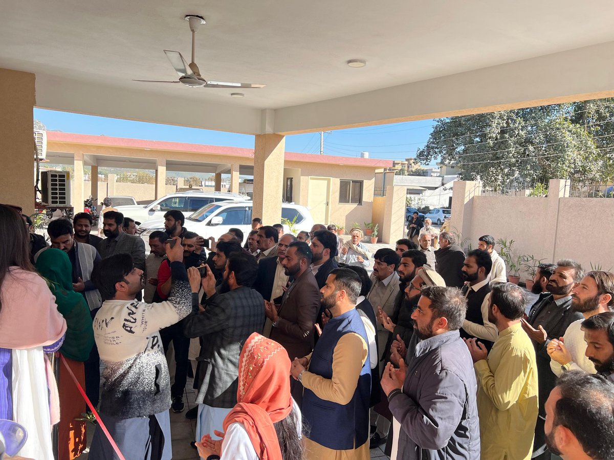 The Community Health Center (CHC) Shah Allah Ditta was inaugurated on January 25, 2025, by MNA Anjum Aqeel Khan and the District Health Officer, Islamabad. It provides essential healthcare services, including maternity care, pediatrics, OPD, and vaccinations.