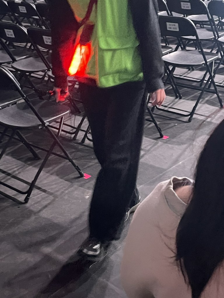 CLOSED 🏠 백순 tweet media