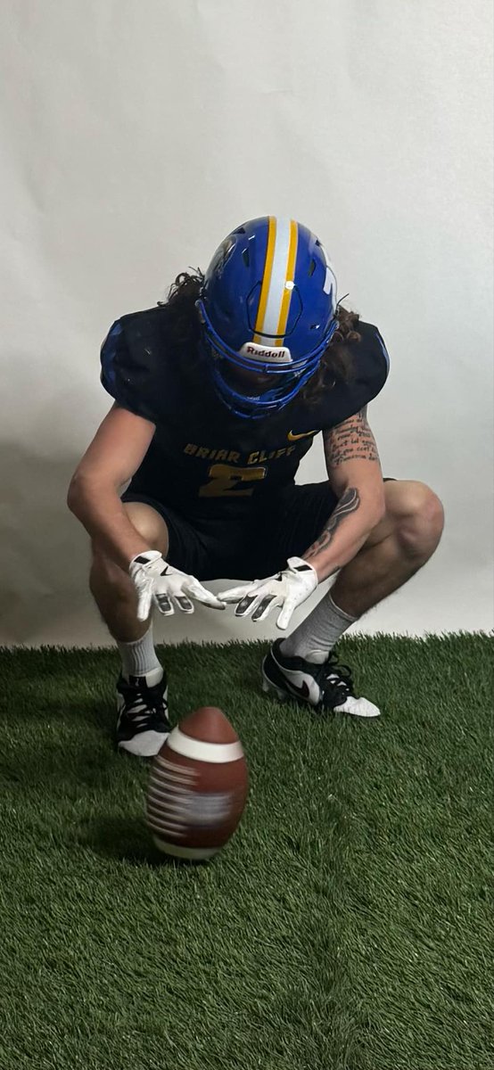 PrestonPitts24's tweet photo. Great time at Briar Cliff University in Sioux City, IA.  Very informative visit.  I'm happy to say I've received another offer to further my academic &amp; athletic career.  Thank you for everything! @BriarCliffFB @CoachLaDage @coach_crabbBCU https://t.co/3pmwGCWjjq