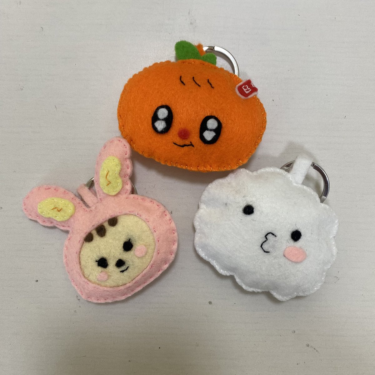 pipi_ryonpi's tweet photo. 🐰🍚🍊 https://t.co/i2rup1YfXQ