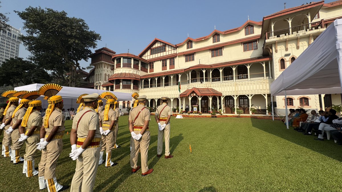 76 वें गणतंत्र दिवस की हार्दिक शुभकामनाएँ
स्वर्णिम भारत - विरासत और विकास

#RepublicDay2025 परमाणु ऊर्जा विभाग सचिवालय, मुंबई में आयोजित कार्यक्रम की  झलकियाँ 1/3