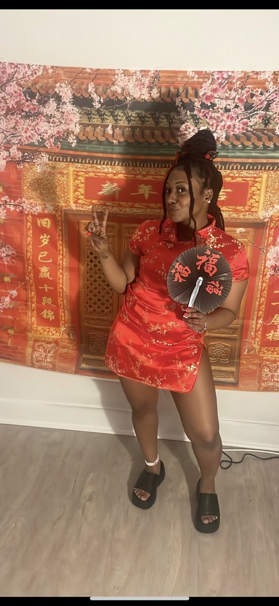 Sweetest_Tee_T's tweet photo. 🥡🥢🥰 #LadiesHibachiNight https://t.co/uv0W6iGtCE