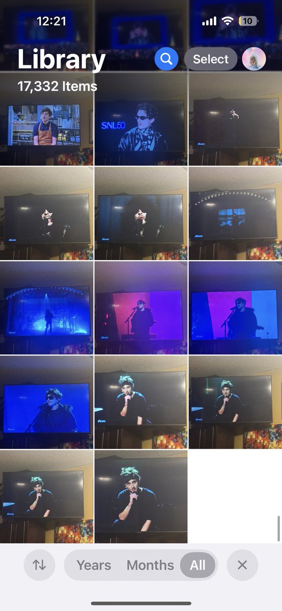 minorlyswift's tweet photo. taking pictures of Timothée Chalamet on SNL like it’s a concert https://t.co/b7k4GlrL8z