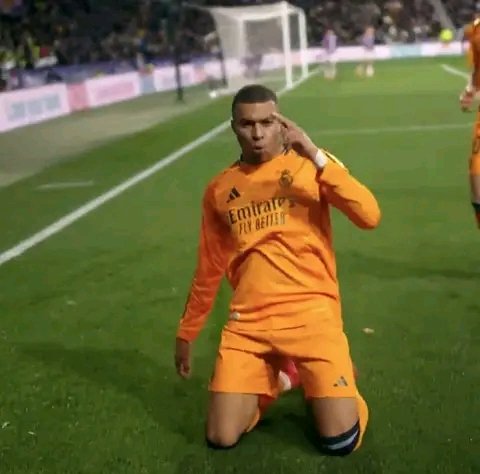 Never criticized him bcz of his bad patch since he started playing for RM bcz I knew what he's capable of. 3 goals tonight and 8 goals in last 5 games that too in must win games carried Real's attack and they are now top of the laliga table. 

KYLIAN MBAPPE LOTTIN 🐢
