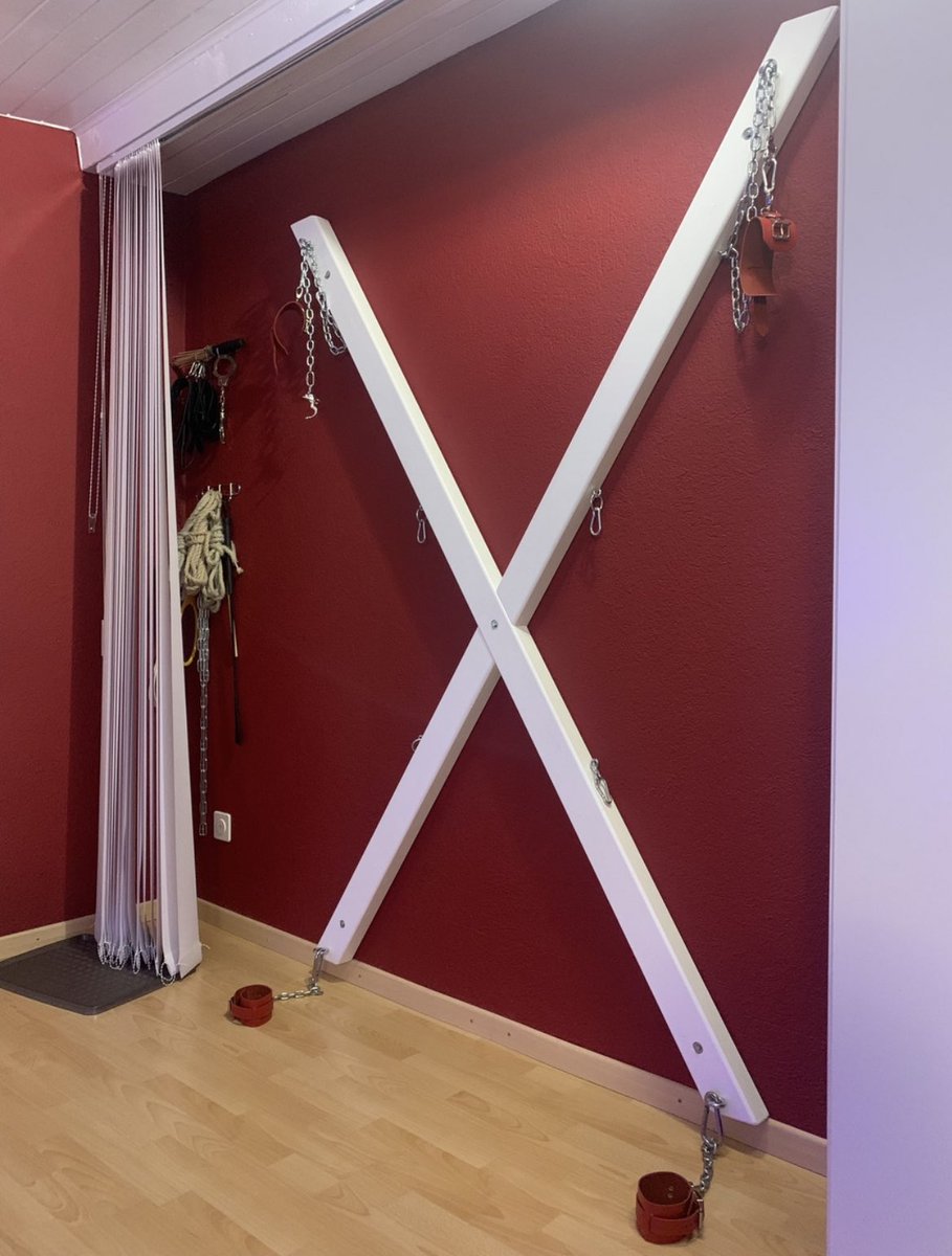 Roxanne Waters tweet media