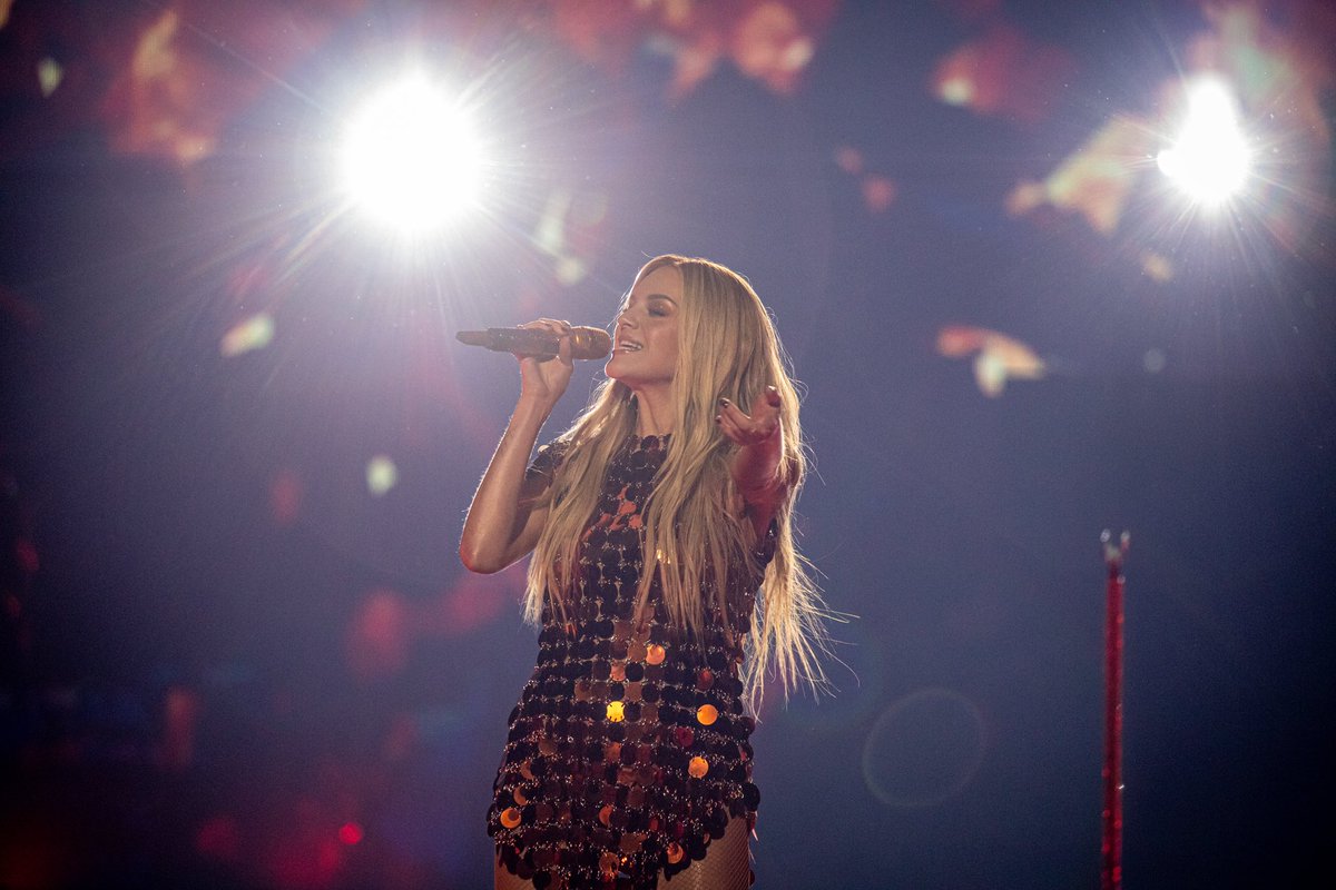 Fiserv Forum tweet media