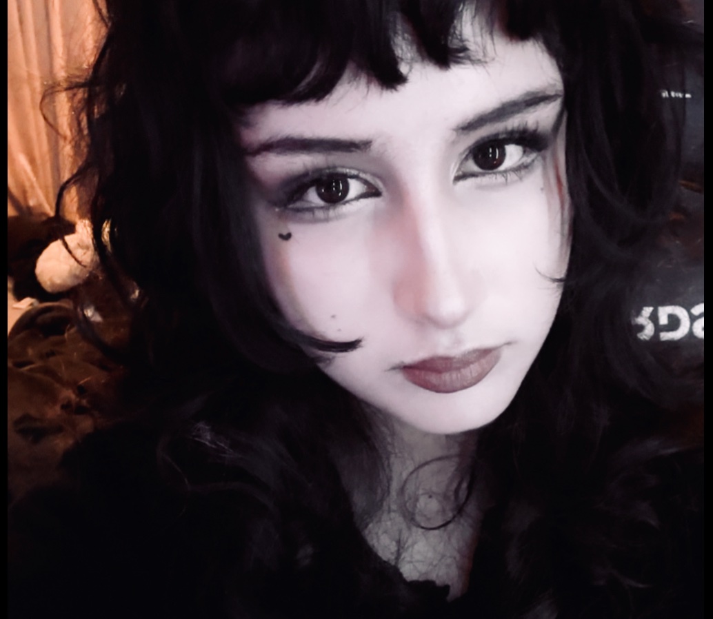astrotaters's tweet photo. my #yumetwt intro!! 

haii i'm rev ^_^ i'm 16 looking for moots
I'm a nonsharing shigaraki yume 
i make art !
 im into jfashion and jmusic

im in fandoms like: persona, yakuza, castlevania, and fatal frame
#personatwt #mhatwt #jfashiontwt #vkeitwt
basic dni
rt and 💗 to be oomfs https://t.co/qXm4PpEH5N