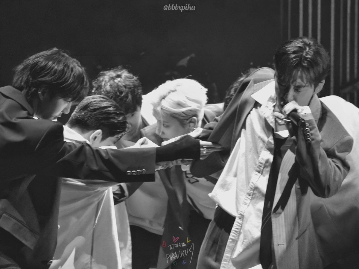 bbbxpika's tweet photo. 250125 Farewell Earth Concert in Taipei

💓

🚫please don’t remove my logo

#방용국 #bangyongguk #方容國
#정대현 #jungdaehyun #鄭大賢
#유영재 #yooyoungjae #劉永才
#문종업 #moonjongup #文鐘業
#BAP #비에이피 https://t.co/PDZwZs6zLC