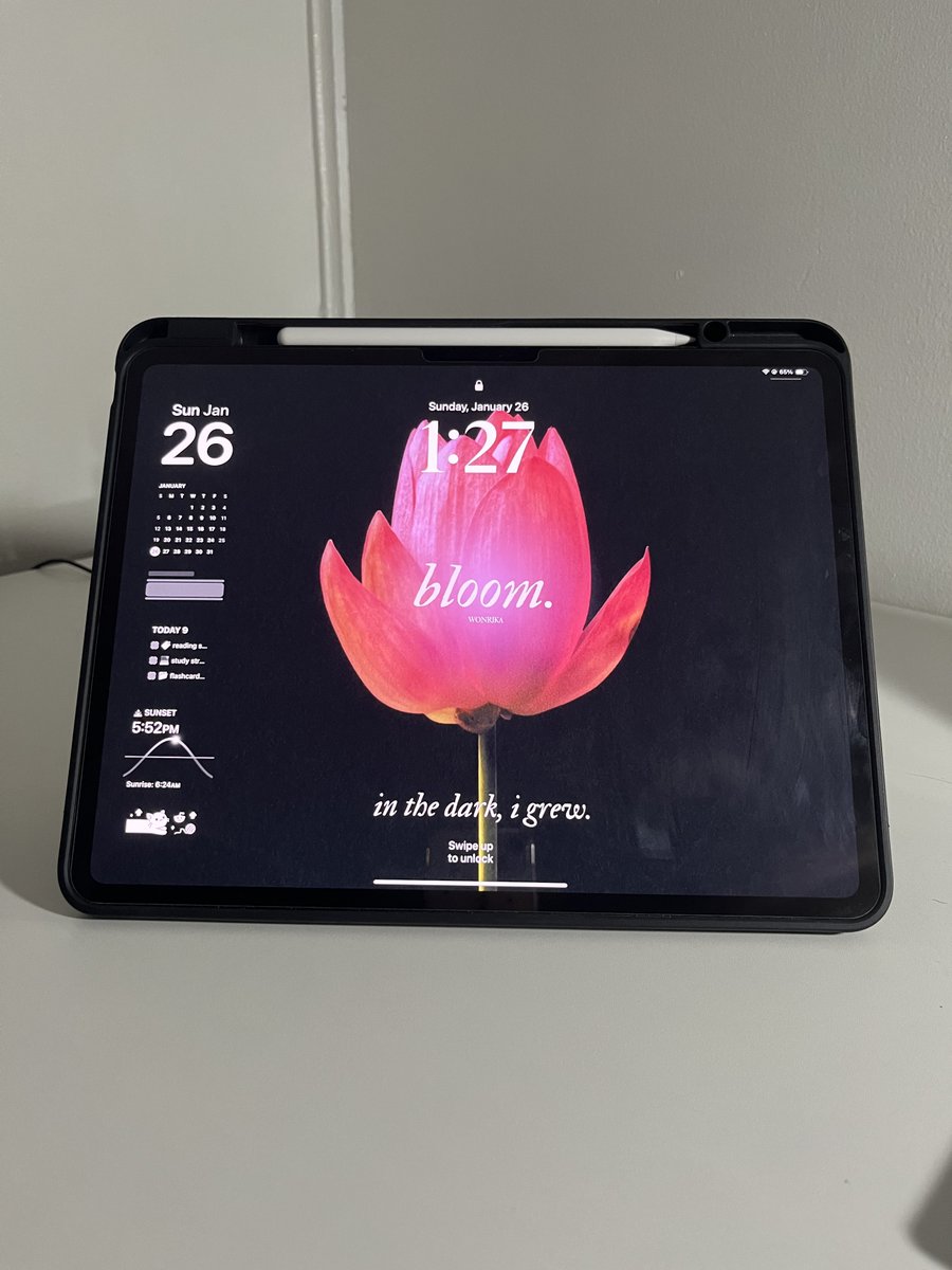 wonrika's tweet image. zen wallpapers 🔜 #JENNIE