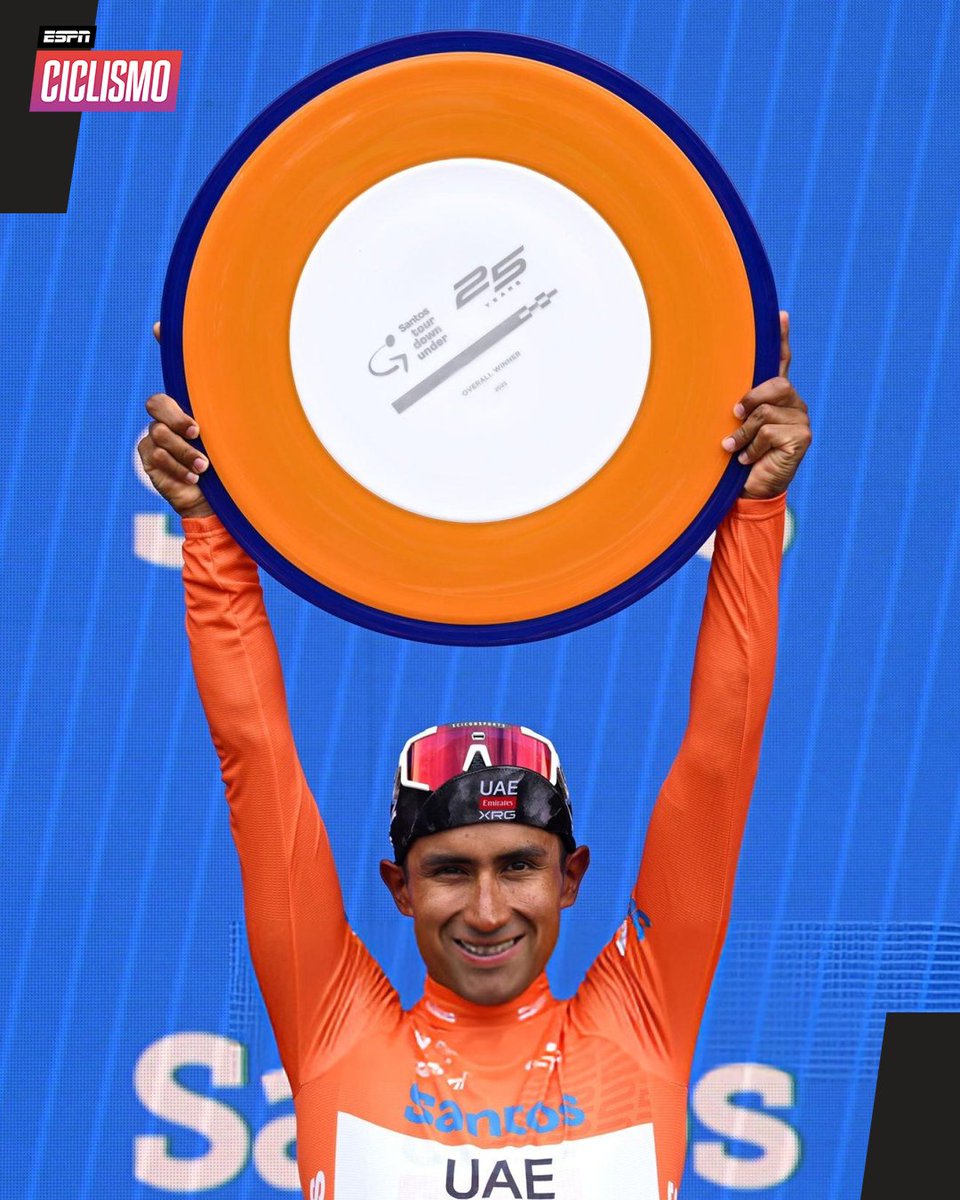 El naranja es el color del Lagarto 🧡

Jhonny #Narváez brilló de felicidad al levantar el premio del #TourDownUnder.