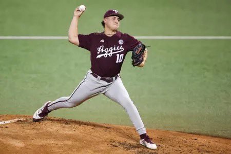 GAPeachesMLD's tweet photo. Chris Cortez:

With my final pick, I stuck with the reliever path with Cortez. The Angels 2nd round pick from this past year is hard throwing righty who should push his way through that system like the Angels like to do with their college picks. https://t.co/VpWdcsYx9K