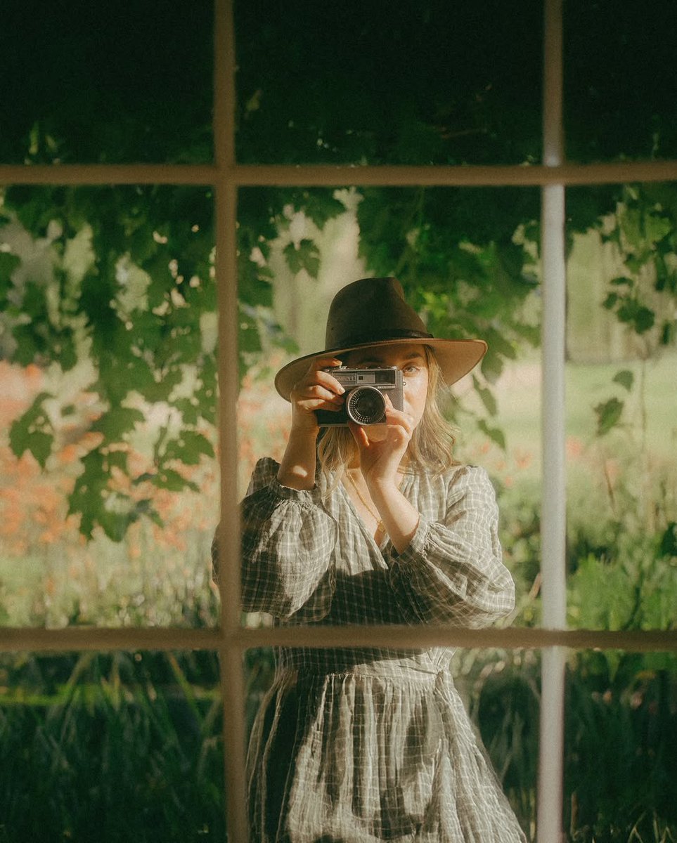 sepuhapesatu's tweet photo. Through the lens
#PhotoOfTheDay
#PicOfTheDay
#InstaDaily
#CapturedMoments
#DailyPhoto
#NaturePhotography
#LifeCaptured
#ArtOfPhotography
#VisualStorytelling
#ShutterLife https://t.co/8Opi5ReKQv
