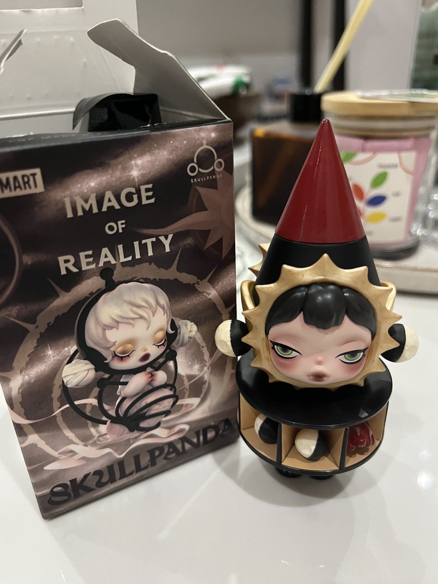 fraeiys's tweet photo. i got another skullpanda! 🌞🌘 https://t.co/setrSMCb1h