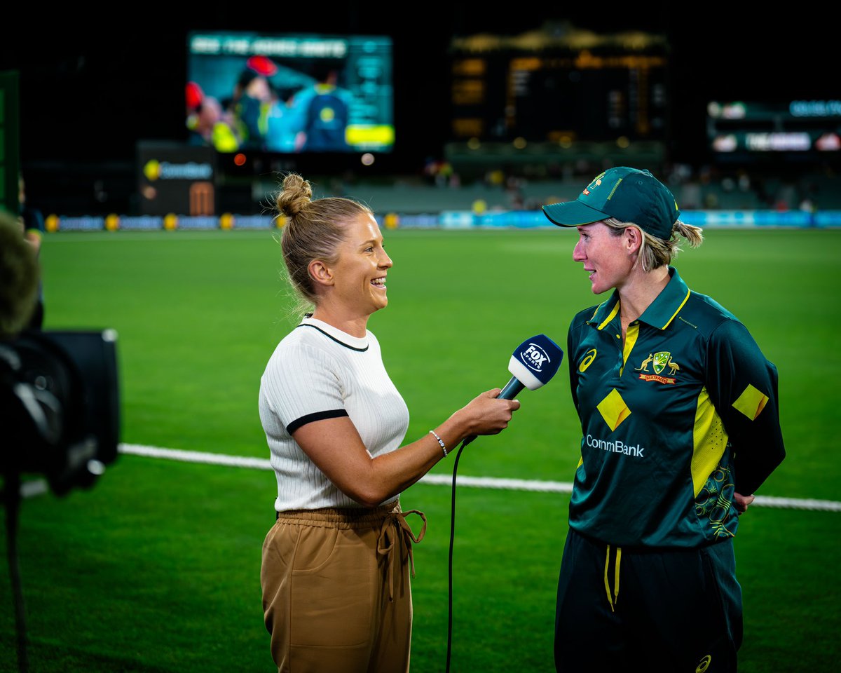 Jemma Barsby (@jemmabarsby) on Twitter photo Thank you <a href="/FoxCricket/">Fox Cricket</a> for the opportunity to do the boundary riding commentary for the T20I Aus v Eng, had a blast! Thank you <a href="/FoxCricket/">Fox Cricket</a> for the opportunity to do the boundary riding commentary for the T20I Aus v Eng, had a blast!