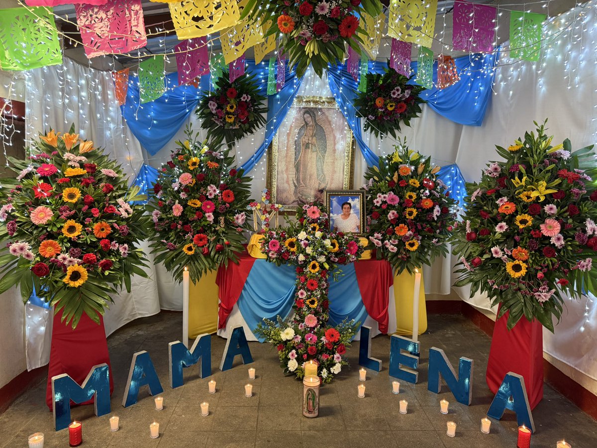 GiovanniMG7's tweet photo. 🌹🕊️M A M A L E N A 🕊️🌹

Segundo aniversario luctuoso.

😇❤️💒🌷🙏🏻🌻🌺💐 https://t.co/z8Ll08hg4e