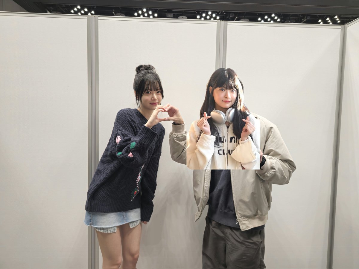 久しぶりのオフイベ！
初ツーショ！
ビジュ最高すぎた～

#LE_SSERAFIM 
#홍은채 #HONGEUNCHAE #ウンチェ